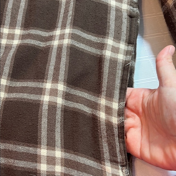 Wrangler Men's Brown Plaid Sherpa Lined Shacket Size M Outdoor Western Chores - Picture 12 of 12